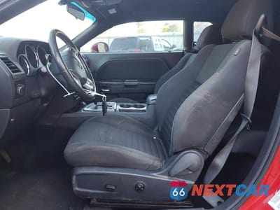 Zdjęcie 7 z 12 samochodu: 2013 DODGE CHALLENGER SXT VIN:2C3CDYAG4DH508814 - miniatura