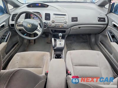 Zdjęcie 8 z 12 samochodu: 2006 HONDA CIVIC VIN:1HGFA16806L049573 - miniatura