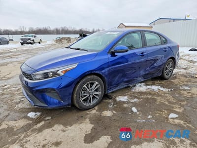 2023 KIA FORTE LXS 3KPF24AD5PE572115 - główne zdjęcie licytacji z USA - miniatura