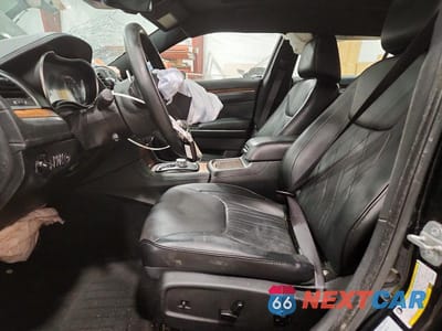 Zdjęcie 7 z 13 samochodu: 2015 CHRYSLER 300C PLATINUM VIN:2C3CCASG7FH803403 - miniatura