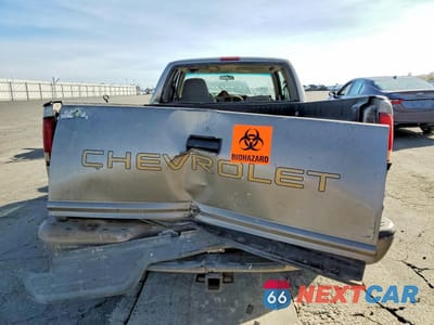 Zdjęcie 6 z 12 samochodu: 2000 CHEVROLET S TRUCK S10 VIN:1GCCS1947YK156507 - miniatura