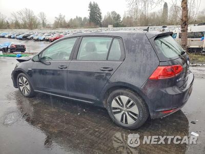 Drugie zdjęcie samochodu z przodu: 2016 VOLKSWAGEN E-GOLF SE VIN:WVWKP7AU3GW915267 - miniatura
