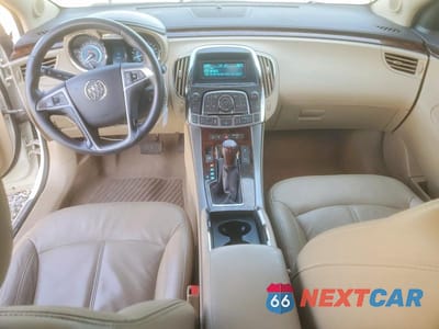 Zdjęcie 8 z 12 samochodu: 2011 BUICK LACROSSE VIN:1G4GC5ED7BF284396 - miniatura