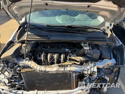 Zdjęcie 7 z 10 samochodu: 2018 FORD ESCAPE S SILVR VIN:1FMCU0F72JUD08430 - miniatura