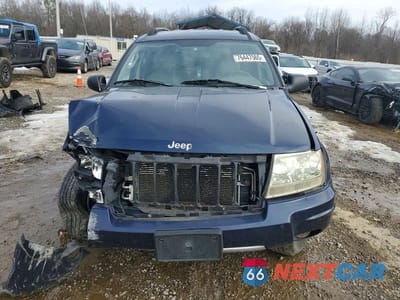 Piąte zdjęcie samochodu w środku: 2004 JEEP GRAND CHEROKEE LIMITED VIN:1J4GW58S14C198151 - miniatura