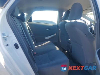 Zdjęcie 10 z 13 samochodu: 2010 TOYOTA PRIUS VIN:JTDKN3DU3A0018213 - miniatura