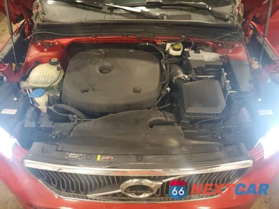 Zdjęcie 12 z 13 samochodu: 2019 VOLVO XC40 T5 MOMENTUM VIN:YV4162UK7K2052126 - miniatura