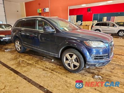 Czwarte zdjęcie samochodu z boku: 2015 AUDI Q7 PREMIUM PLUS VIN:WA1LGAFE0FD006474 - miniatura