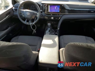 Zdjęcie 8 z 13 samochodu: 2025 TOYOTA CAMRY VIN:4T1DAACK6SU066657 - miniatura