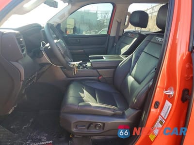 Zdjęcie 7 z 13 samochodu: 2022 TOYOTA TUNDRA CREWMAX LIMITED VIN:5TFPC5DB4NX013203 - miniatura