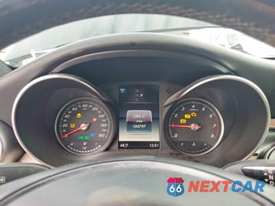 Zdjęcie 9 z 11 samochodu: 2018 MERCEDES-BENZ C 300 4MATIC VIN:55SWF4KB8JU253986 - miniatura