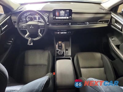 Zdjęcie 8 z 13 samochodu: 2024 MITSUBISHI OUTLANDER MAX 650 VIN:JA4J4UA83RZ073953 - miniatura