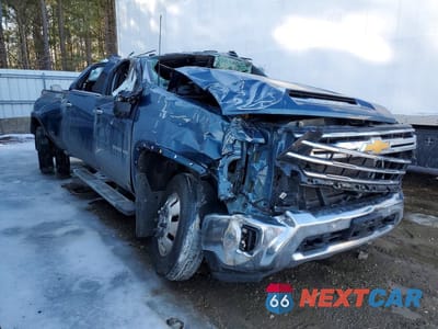 Czwarte zdjęcie samochodu z boku: 2024 CHEVROLET SILVERADO K3500 LTZ VIN:1GC4YUEY8RF373796 - miniatura