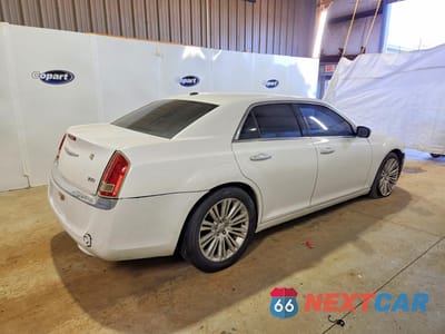 Trzecie zdjęcie samochodu z tyłu: 2012 CHRYSLER 300 LIMITED VIN:2C3CCACG5CH183046 - miniatura