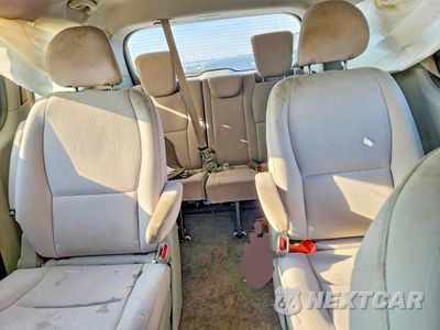 Zdjęcie 10 z 12 samochodu: 2016 KIA SEDONA L VIN:KNDMA5C14G6144612 - miniatura
