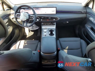 Zdjęcie 8 z 13 samochodu: 2026 GENESIS GV70 2.5T SELECT VIN:KMUMADTB4TU237300 - miniatura