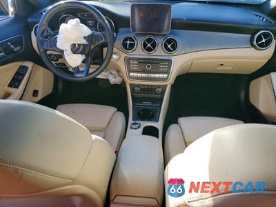 Zdjęcie 8 z 13 samochodu: 2020 MERCEDES-BENZ GLA 250 4MATIC VIN:W1NTG4GB4LU029322 - miniatura