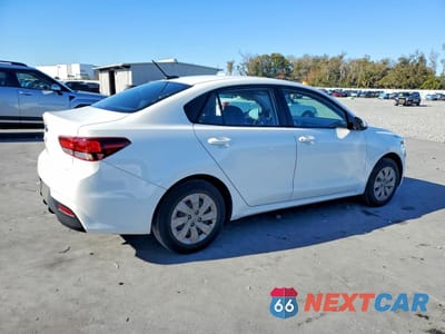 Trzecie zdjęcie samochodu z tyłu: 2020 KIA RIO LX VIN:3KPA24AD1LE268431 - miniatura