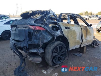 Trzecie zdjęcie samochodu z tyłu: 2021 JAGUAR F-PACE S VIN:SADCJ2EX4MA668982 - miniatura