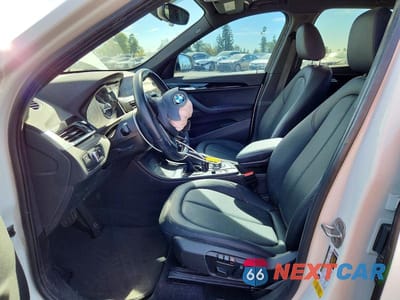 Zdjęcie 7 z 12 samochodu: 2018 BMW X1 SDRIVE28I VIN:WBXHU7C31J5H39104 - miniatura