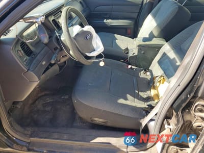 Zdjęcie 7 z 13 samochodu: 2009 FORD CROWN VICTORIA POLICE INTERCEPTOR VIN:2FAHP71V59X114730 - miniatura