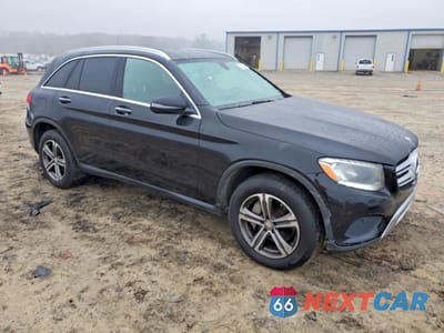 Czwarte zdjęcie samochodu z boku: 2016 MERCEDES-BENZ GLC 300 VIN:WDC0G4JB1GF008483 - miniatura