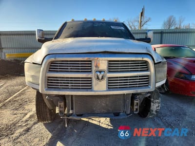 Piąte zdjęcie samochodu w środku: 2012 DODGE RAM 3500 LARAMIE VIN:3C63DRJL7CG202274 - miniatura