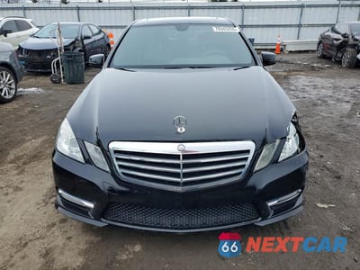 Piąte zdjęcie samochodu w środku: 2013 MERCEDES-BENZ E 400 HYBRID VIN:WDDHF9FBXDA737632 - miniatura