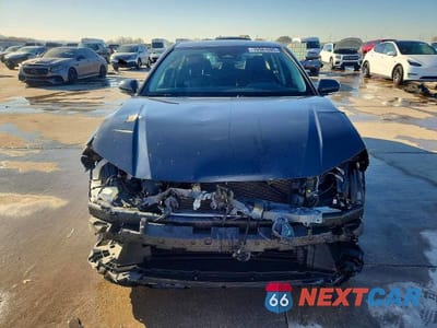 Piąte zdjęcie samochodu w środku: 2025 TOYOTA CAMRY LE VIN:4T1DAACK6SU097987 - miniatura