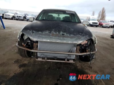Piąte zdjęcie samochodu w środku: 2004 LEXUS IS 300 VIN:JTHBD192840087383 - miniatura