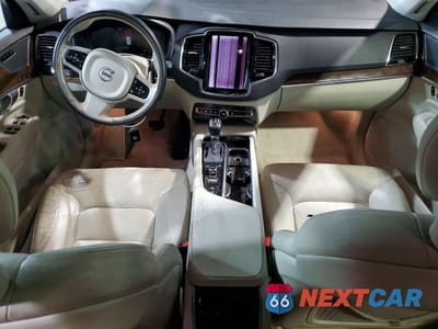 Zdjęcie 8 z 13 samochodu: 2016 VOLVO XC90 T6 VIN:YV4A22PK6G1059234 - miniatura