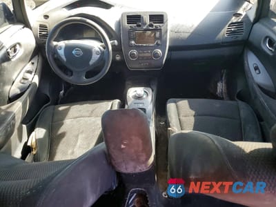 Zdjęcie 8 z 12 samochodu: 2016 NISSAN LEAF S VIN:1N4AZ0CP5GC302479 - miniatura
