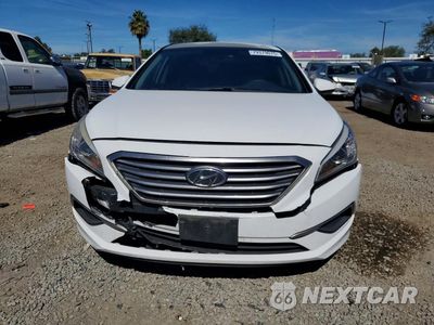 Piąte zdjęcie samochodu w środku: 2016 HYUNDAI SONATA SE VIN:5NPE24AFXGH296331 - miniatura