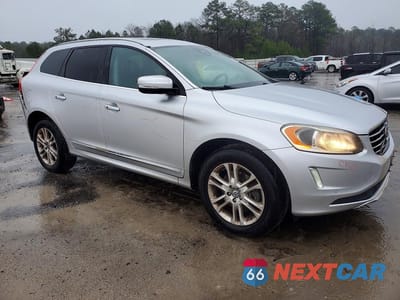 Czwarte zdjęcie samochodu z boku: 2015 VOLVO XC60 T5 PREMIER VIN:YV440MDK9F2659063 - miniatura