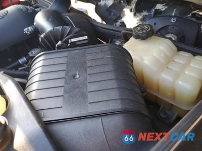 Zdjęcie 12 z 13 samochodu: 2006 HUMMER H2 SUT VIN:5GRGN22U36H121156 - miniatura