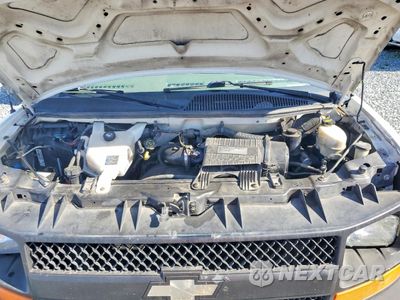 Zdjęcie 12 z 13 samochodu: 2009 CHEVROLET EXPRESS 1500 UTILITY / SERVICE VAN VIN:1GCFG15X091178760 - miniatura