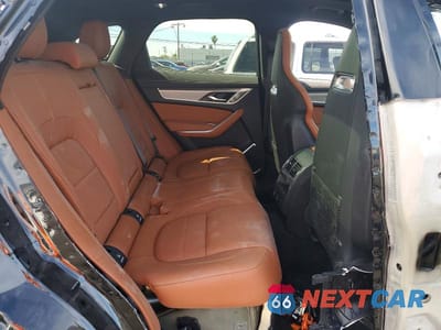 Zdjęcie 11 z 13 samochodu: 2025 JAGUAR F-PACE R-DYNAMIC S VIN:SADCT2EX6SA754124 - miniatura
