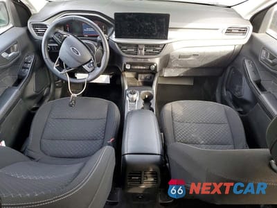 Zdjęcie 8 z 13 samochodu: 2025 FORD ESCAPE ACTIVE VIN:1FMCU9GN7SUA21247 - miniatura