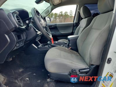 Zdjęcie 7 z 11 samochodu: 2018 TOYOTA TACOMA SR VIN:5TFAX5GN8JX119017 - miniatura