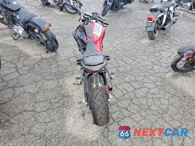 Zdjęcie 6 z 10 samochodu: 2015 YAMAHA FZ07 C VIN:JYARM06Y0FA000071 - miniatura
