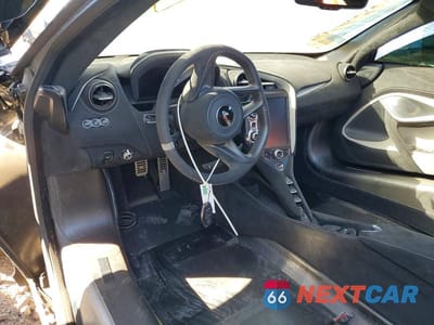 Zdjęcie 8 z 12 samochodu: 2021 MCLAREN 765LT VIN:SBM14RCA3MW765554 - miniatura