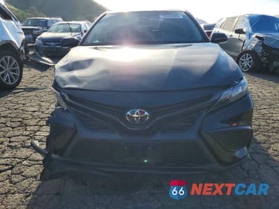 Piąte zdjęcie samochodu w środku: 2024 TOYOTA CAMRY SE VIN:4T1G11AK5RU909306 - miniatura