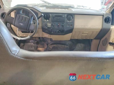 Zdjęcie 8 z 12 samochodu: 2008 FORD F250 SUPER DUTY VIN:1FTSX21518EE48949 - miniatura