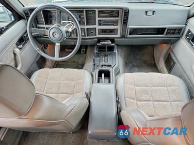 Zdjęcie 8 z 14 samochodu: 1991 JEEP CHEROKEE LAREDO VIN:1J4FJ58S2ML596608 - miniatura