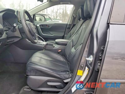 Zdjęcie 7 z 14 samochodu: 2019 TOYOTA RAV4 HYBRID LE VIN:JTMMWRFV2KD019328 - miniatura