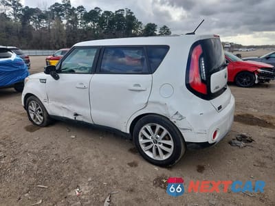 Drugie zdjęcie samochodu z przodu: 2017 KIA SOUL + VIN:KNDJP3A5XH7438006 - miniatura