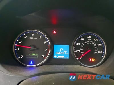 Zdjęcie 9 z 11 samochodu: 2014 MITSUBISHI OUTLANDER ES VIN:JA4AD2A39EZ005675 - miniatura