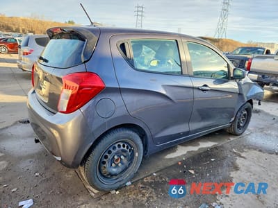 Trzecie zdjęcie samochodu z tyłu: 2016 CHEVROLET SPARK LS VIN:KL8CB6SA2GC604327 - miniatura