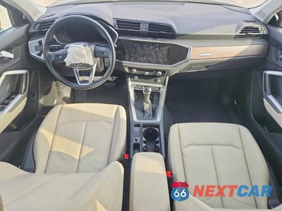 Zdjęcie 8 z 11 samochodu: 2020 AUDI Q3 PREMIUM PLUS VIN:WA1BECF35L1017978 - miniatura