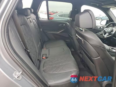 Zdjęcie 11 z 12 samochodu: 2024 BMW X5 M60I VIN:5UX33EU03R9V13388 - miniatura